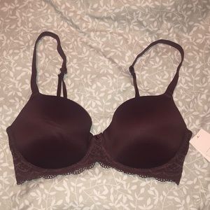 Women’s light lift bra